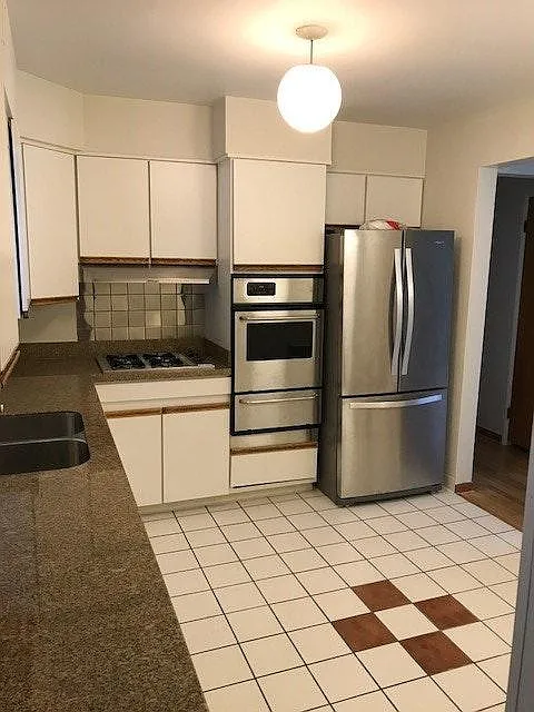 3 bed, 1034 sqft, $2,000 — Photo 4