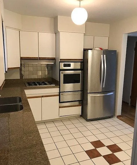 1270 Commercial St — Photo 4