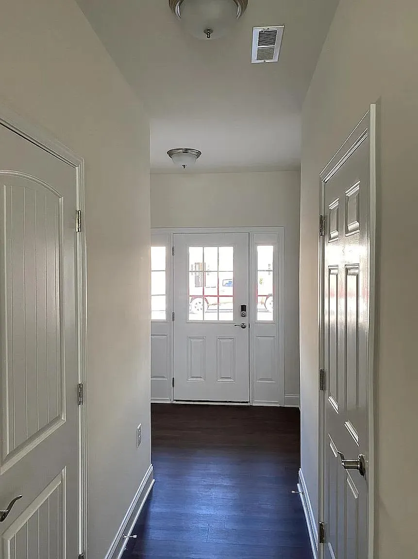 1338 Scholar Dr — Photo 2
