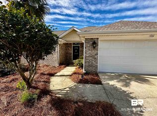 5761 Shady Woods Ct, Gulf Shores, AL 36542