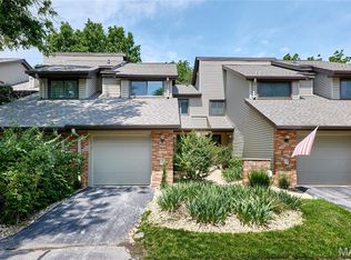 1755 Robin Knoll Ct, Saint Louis, MO 63146