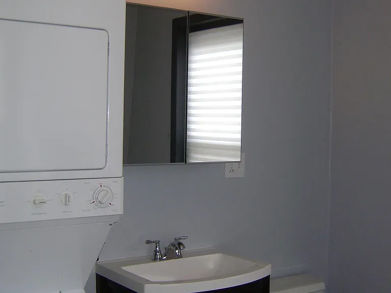 1116 S 47th St #2 — Photo 12