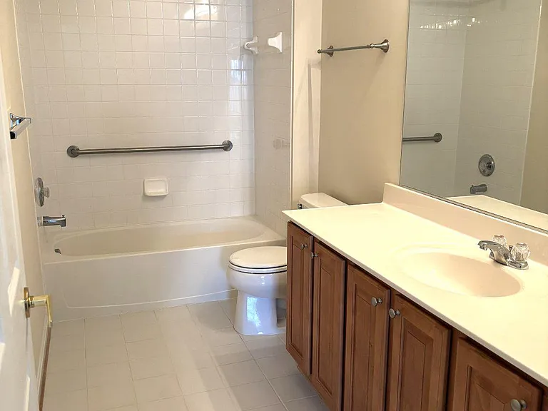 13724 Fieldstone Way — Photo 31