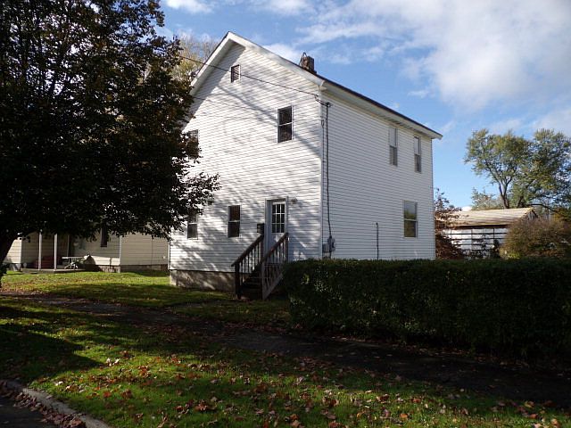 1st image of 222 Race St