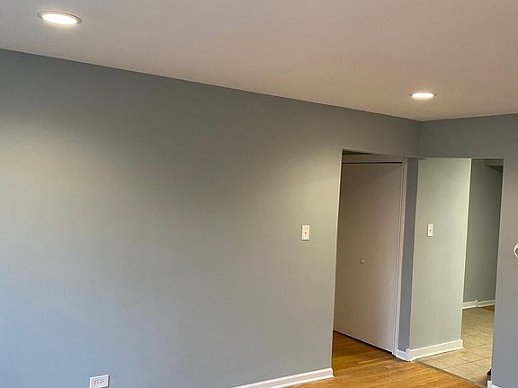 3rd image of 9026 Lacrosse Ave #1B