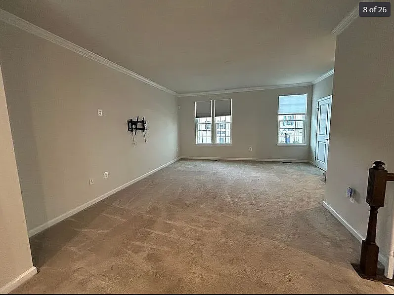 4 bed, 3.5 bath, 1680 sqft, $2,700 — Photo 2