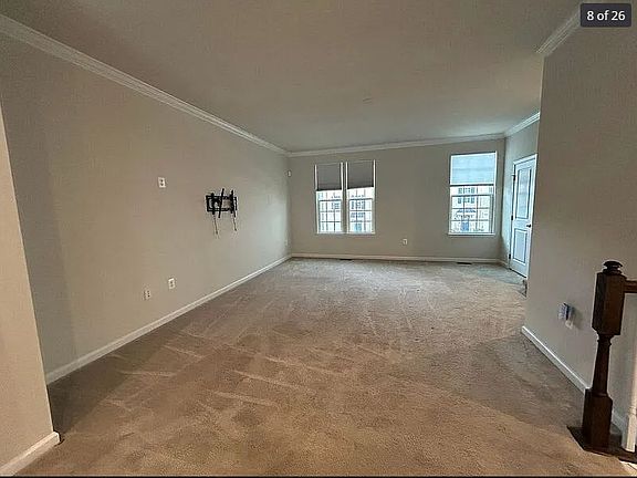 2nd image of 104 Lookout Way
