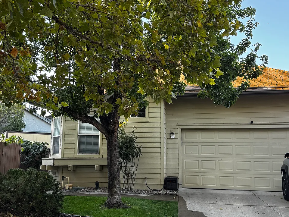 5453 Village Meadows Dr