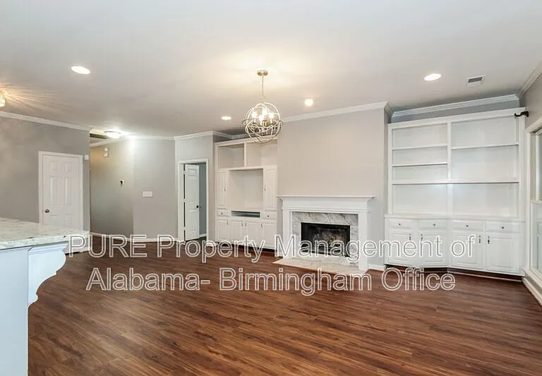 1135 Berwick Rd — Photo 3