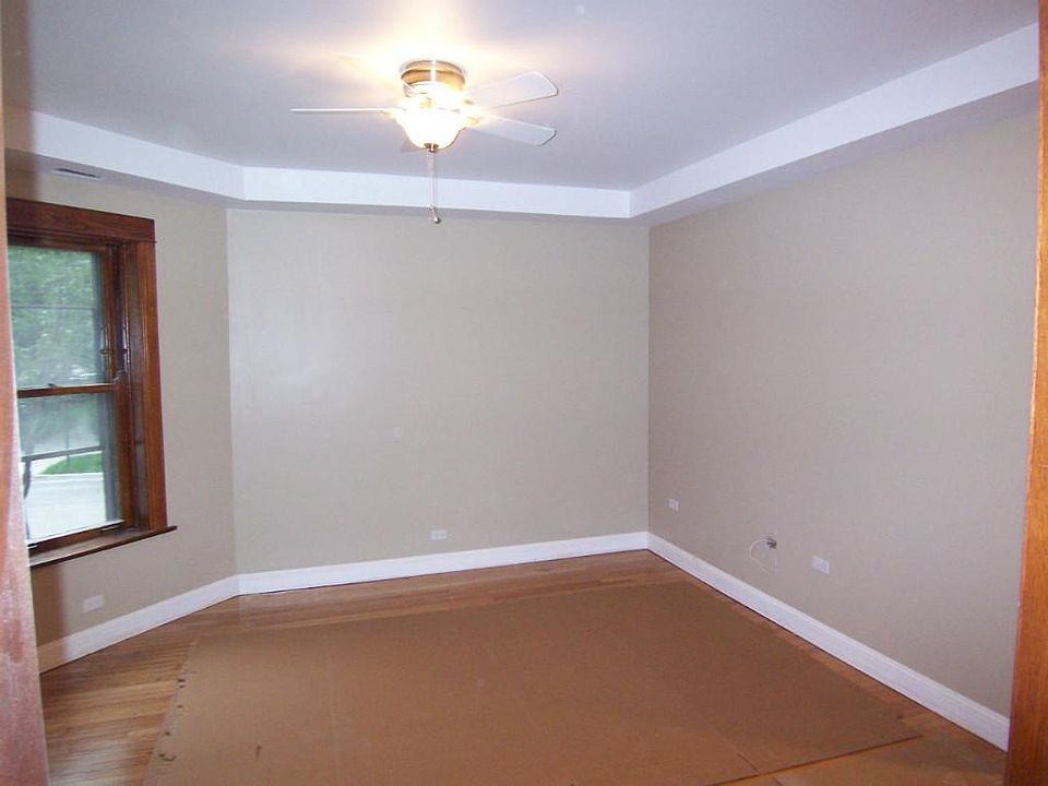 2nd image of 3657 N Janssen Ave #2EJM
