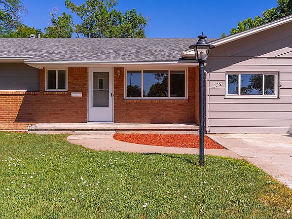 2nd image of 229 Park Ln