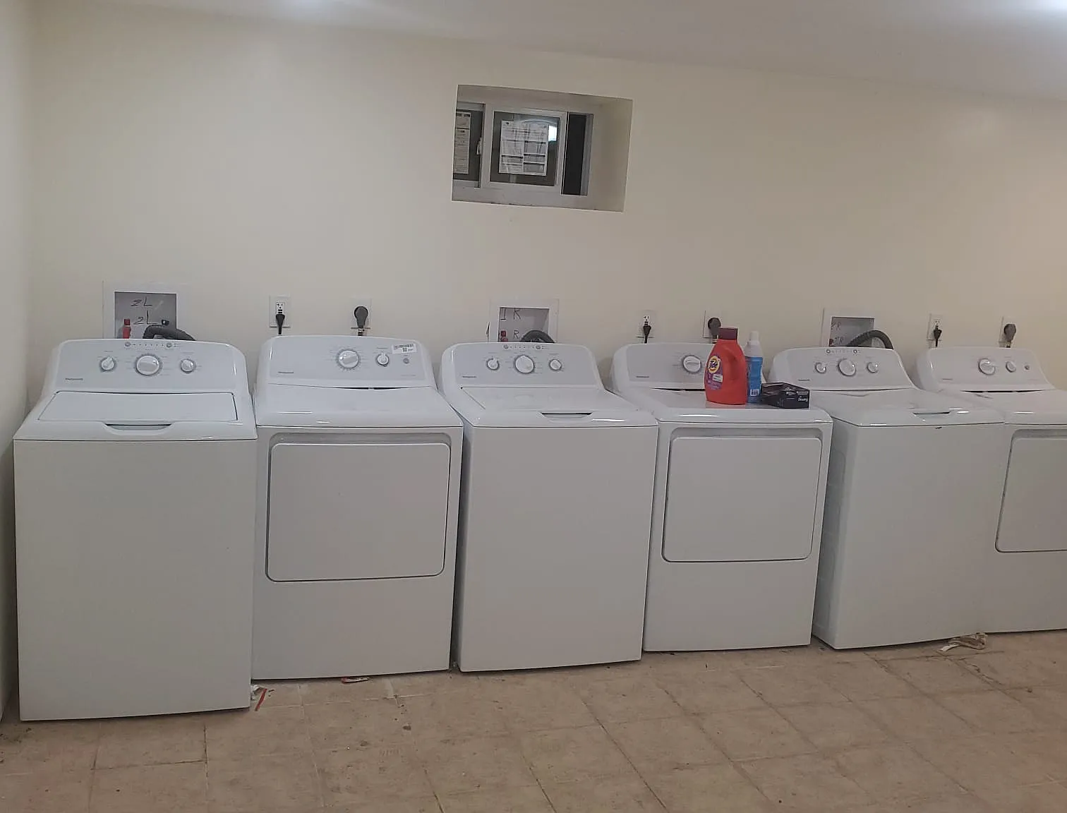 2 bed, 800 sqft, $2,100 — Photo 4