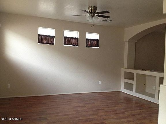 2nd image of 137 W Mountain Sage Dr