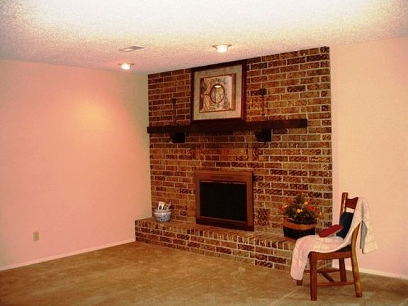 3rd image of 3624 N Whippoorwill Ct