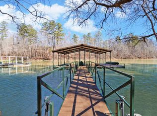 410 Lakeside Hills Rd, Martin, GA 30557