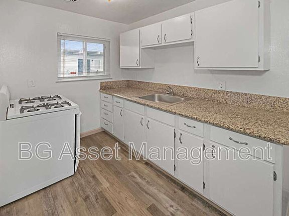 5th image of 714 Darina Ave Unit 6