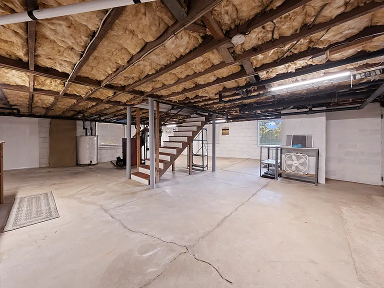1096 Scruggs Cir — Photo 22