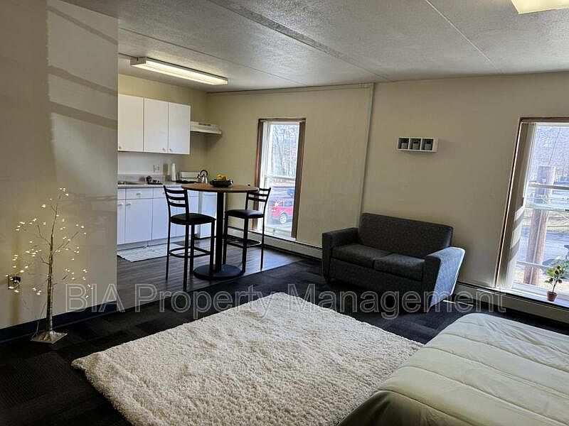 1st image of 301 Grand Avenue Ext #1-320