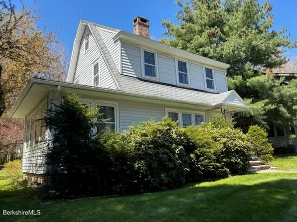 39 Castle St, Great Barrington, MA 01230