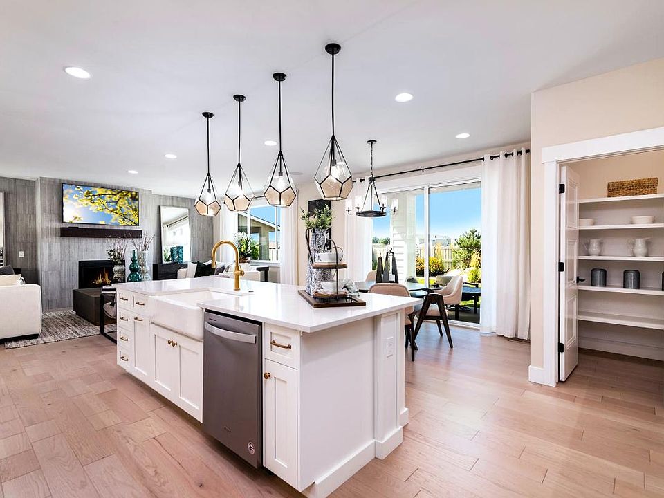 Representative Photo - Spacious open-concept kitchen makes meal prep a breeze