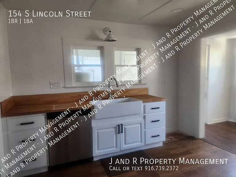 154 S Lincoln St — Photo 21