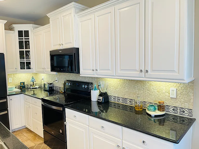 1393 E Martha Dr — Photo 17