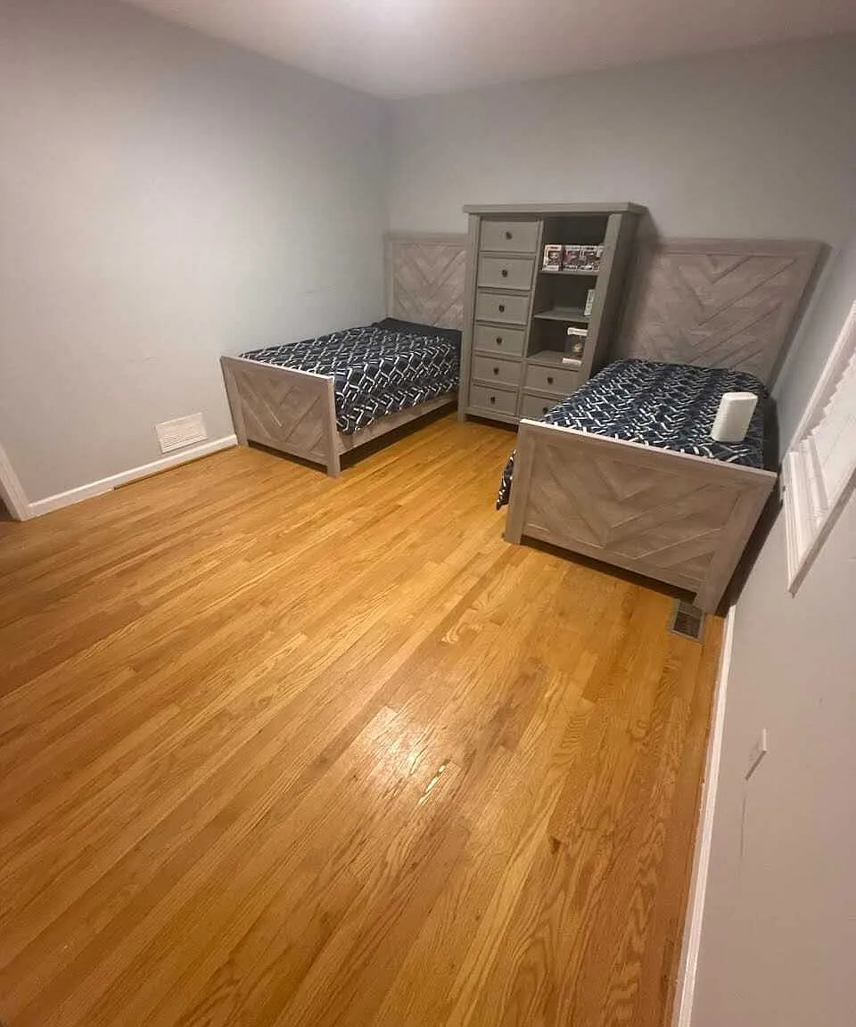 3 bed, 1.5 bath, 1236 sqft, $2,700 — Photo 4
