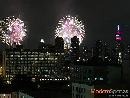 Sold by Modern Spaces | media 4