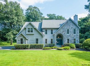 100 Benton Ln, Albany, NY 12203