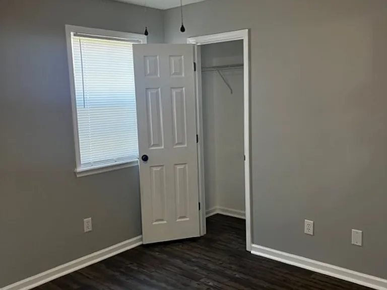 108 Crossfield Dr — Photo 19