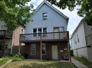2470 S 12th St, Milwaukee, WI 53215
