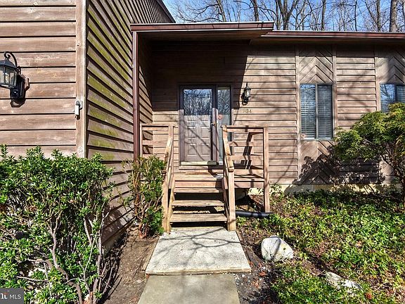 5th image of 1134 Valentine Creek Dr