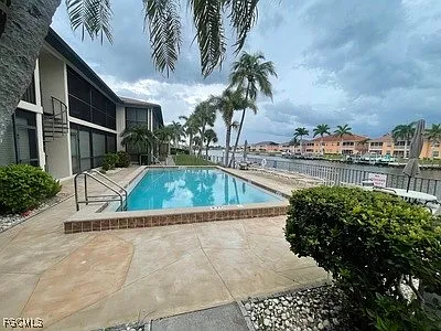 2 bed, 2.0 bath, 1195 sqft, $1,800 — Photo 4