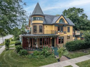 319 N Lawe St, Appleton, WI 54911