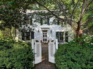 658 Upland Rd, Louisville, KY 40206