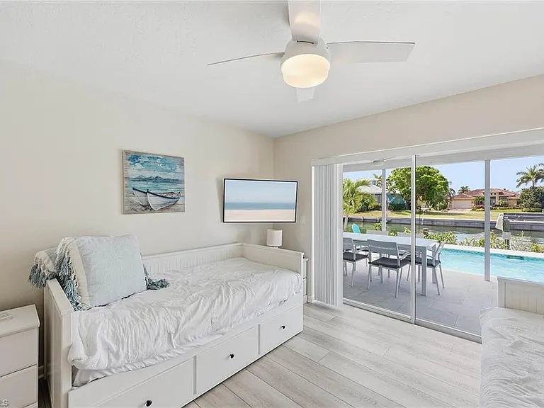 799 Caribbean Ct — Photo 27
