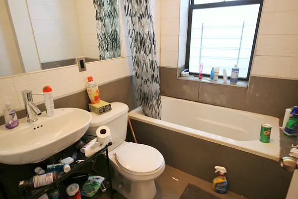 Rented by Rental Solutions Inc | media 69