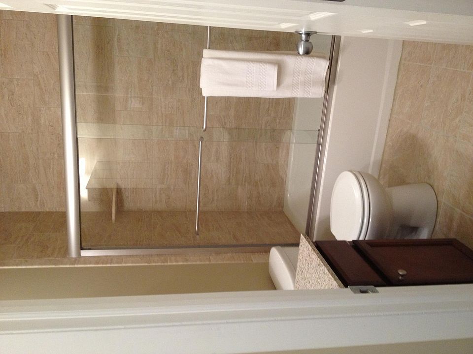 2nd image of 1045 Neshaminy Valley Dr
