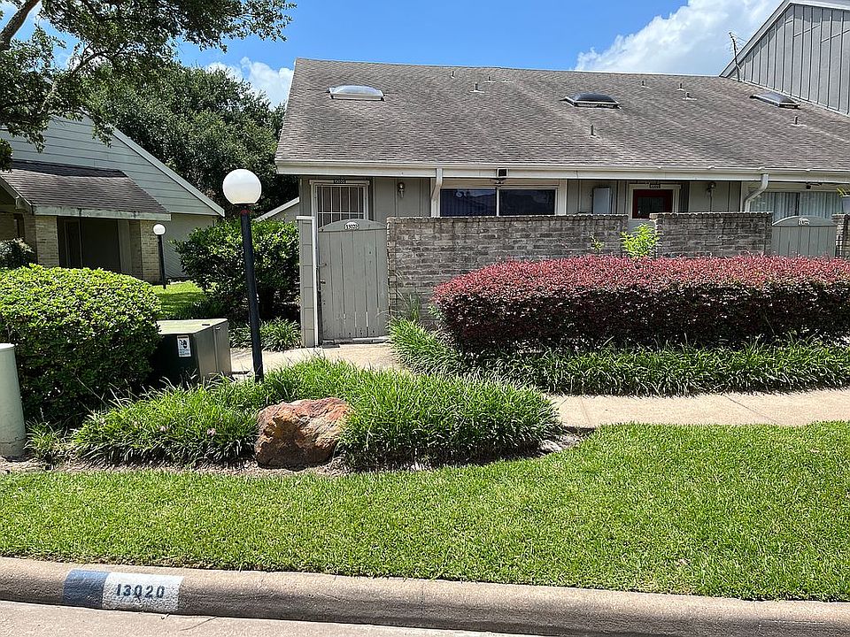 1st image of 13020 Greenway Chase Ct