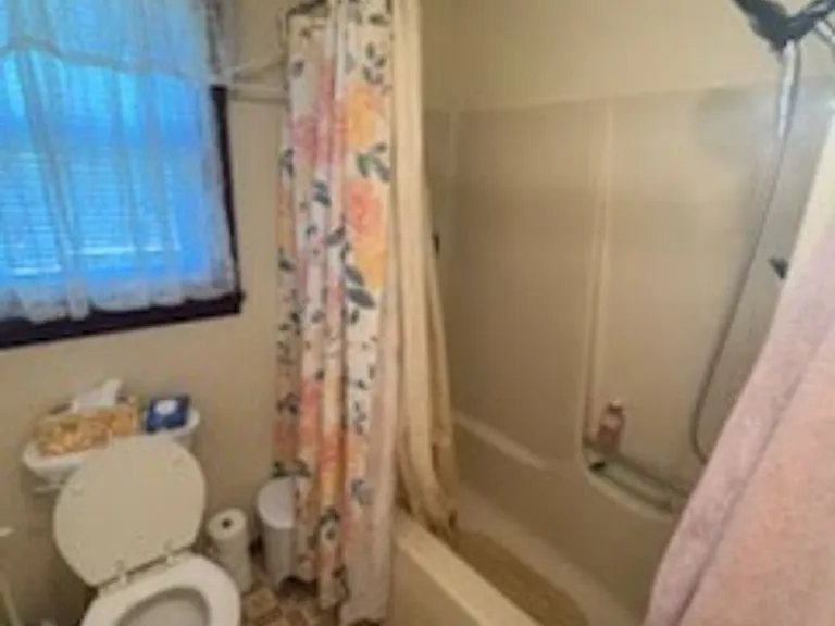38 Woodhill Ct — Photo 17