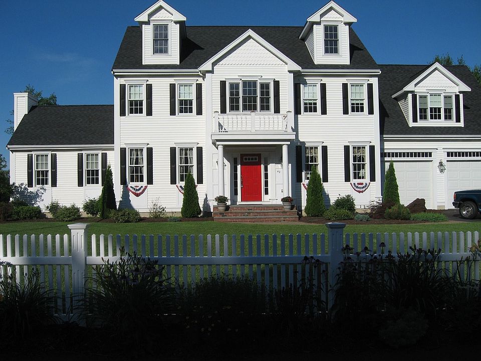 1st image of 42 Stonegate Dr