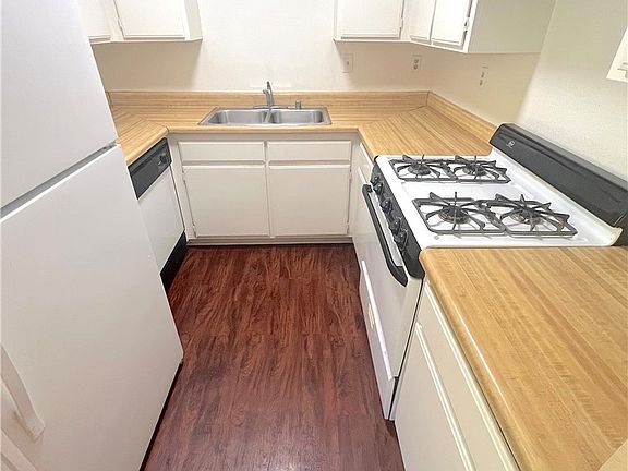 2nd image of 248 W Avenida Palizada #248-12