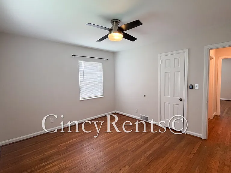 837 Van Dyke Ave #3 — Photo 13