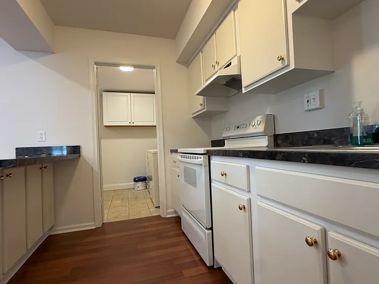 4124 Salford Ct — Photo 12