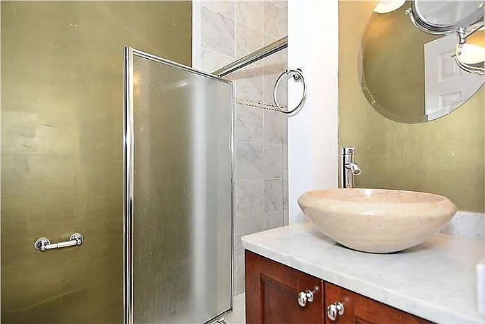 1015 H St NE #3 — Photo 15