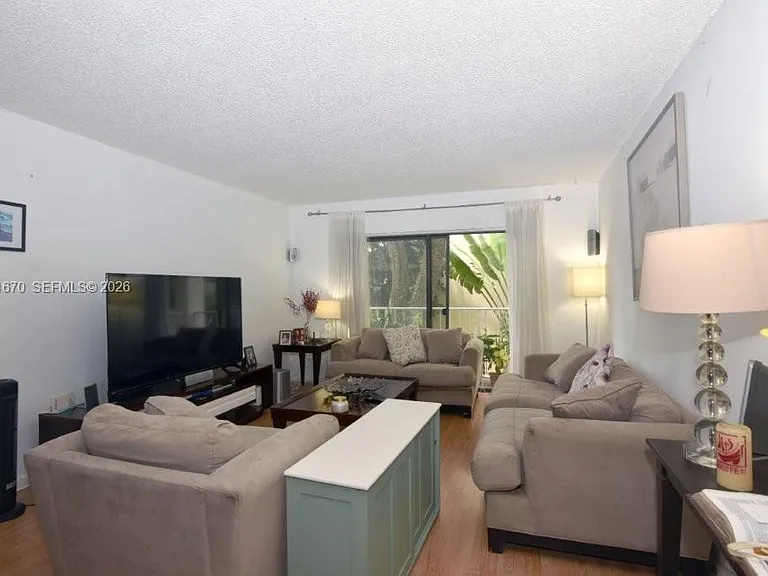 9301 SW 92nd Ave #219-C — Photo 11