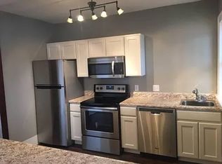 1123 S 7th St APT C, Springfield, IL 62703