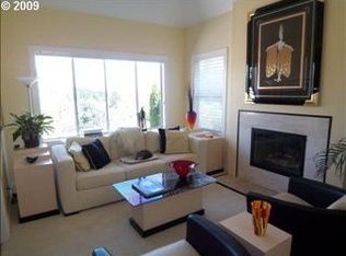 12004 SW Sylvania Ct, Portland, OR 97219