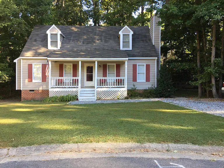 2114 Deer Meadow Ln — Photo 1