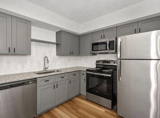 2230 Kemper Ln #1, Cincinnati, OH 45206